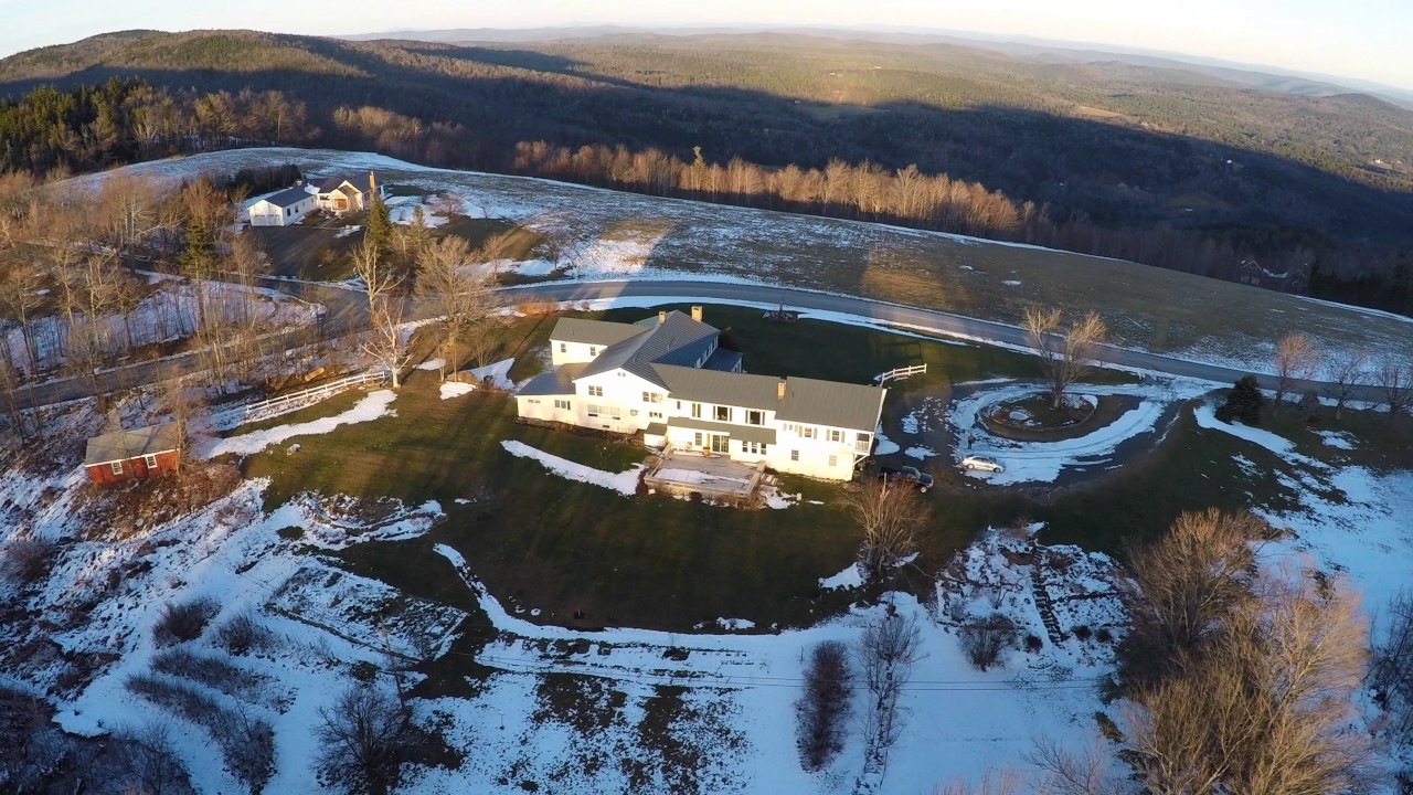 Cooper Hill Inn