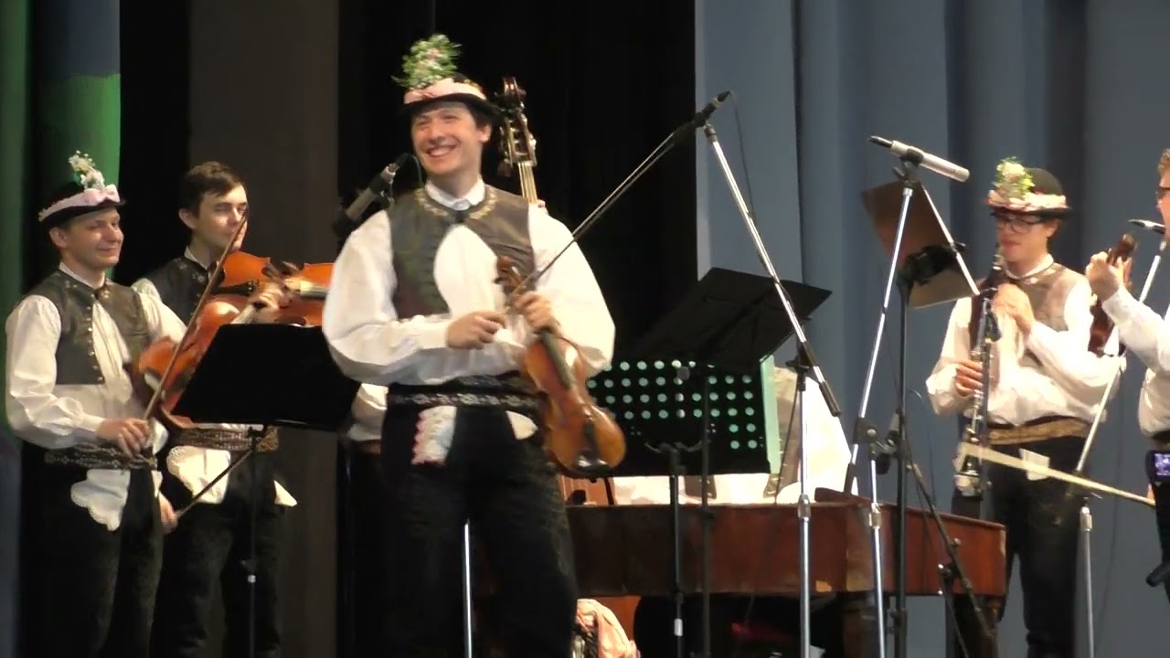 Cimbálová muzika Jožky Šťastného s hosty