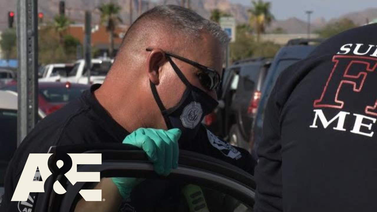 Live Rescue: Heart Attack in Parking Lot (S3) | A&E