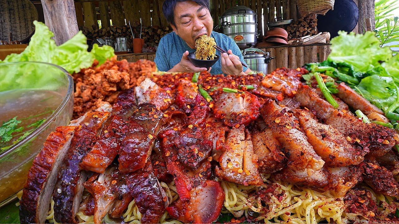 หมี่แห้งหน้าเป็ดย่าง หมูแดงหมูกรอบ ร้านอาจิก เฆตตา4  บ้านแม่หล่าย จ.แพร่ ลำขนาดครับ -10-10-2022-