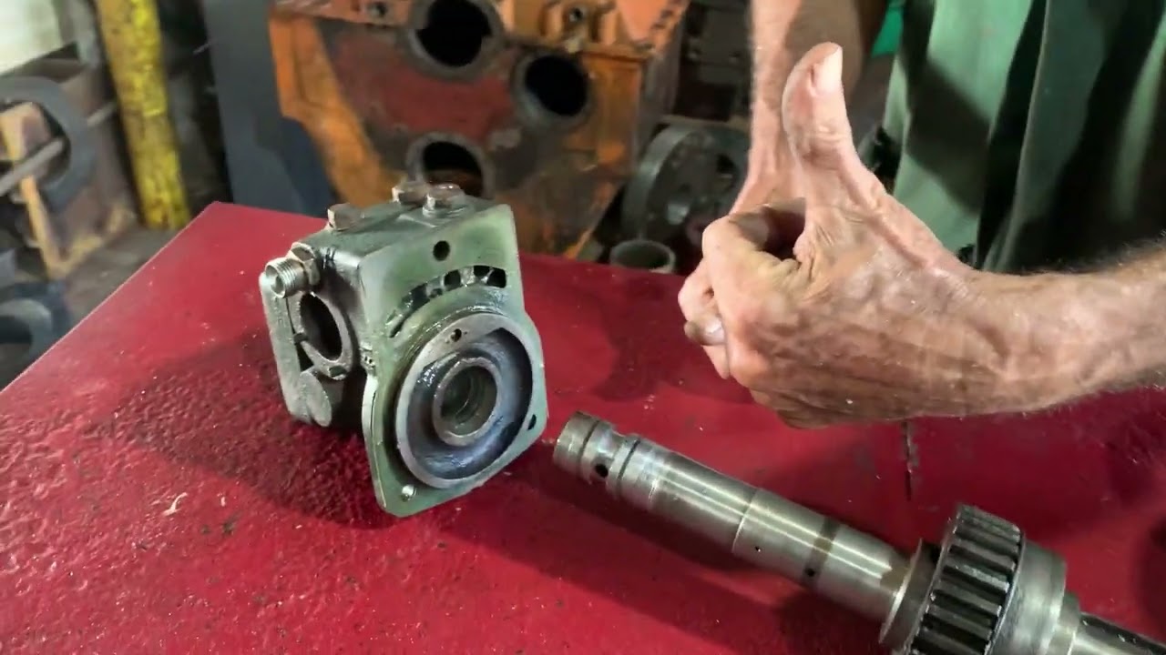 Reversor ZF BW 40. Recuperação do eixo de acionamento e, carcaça de comando.