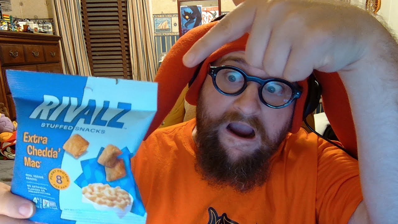 06.03.2024 - Food Review (Trying Mac & Cheese-flavored Vegan Snacks)