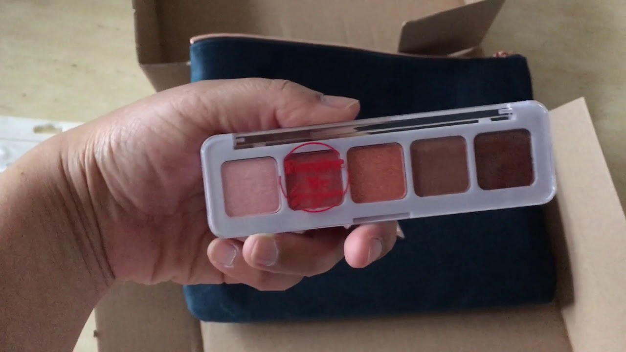 Birchbox Subscription unboxing December 2019 with discount link below!
