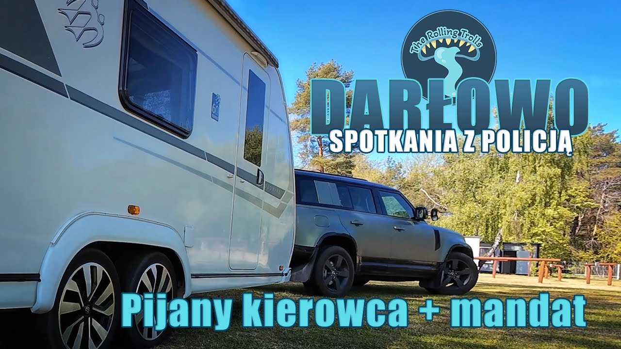 Darłowo z przyczepą kempingową. Mandat za prędkość i pościg za nietrzeźwym kierowcą.