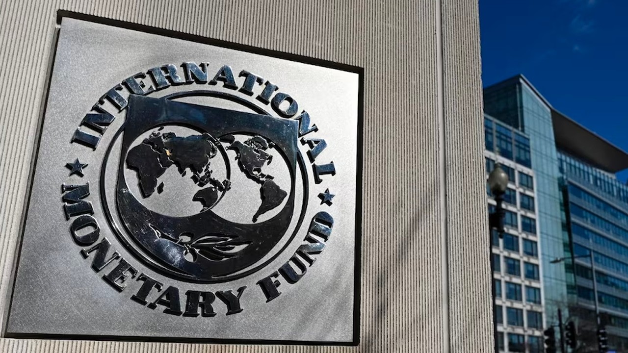 Les politiques ont-ils d&eacute;missionn&eacute; face au FMI et &agrave; la Banque Europ&eacute;enne ?