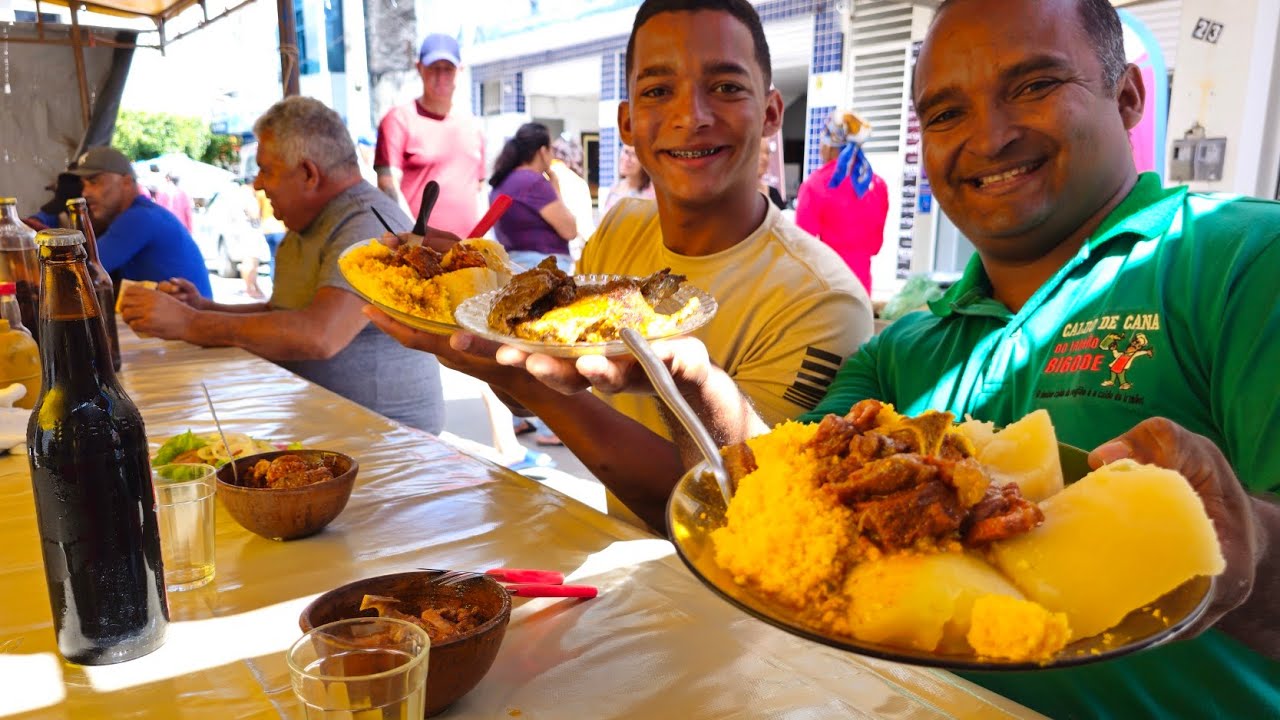 COMIDA DE RUA NA FEIRA LIVRE DE CACHOEIRINHA-PE E CUSTO DE VIDA BAIXO NO NORDESTE É ASSIM