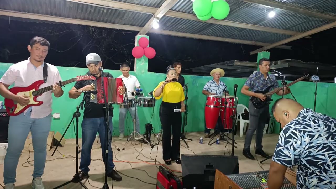LOS LÍDERES DE LA CUMBIA, Tema: Solo también se vive . Para contratos 6743-4566