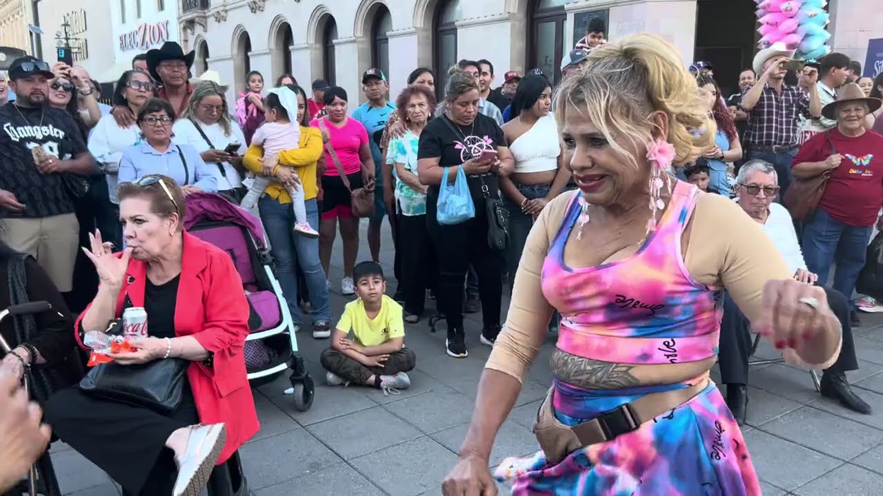 Baile de famosos con @musicalmilagroofficial 🎹👍