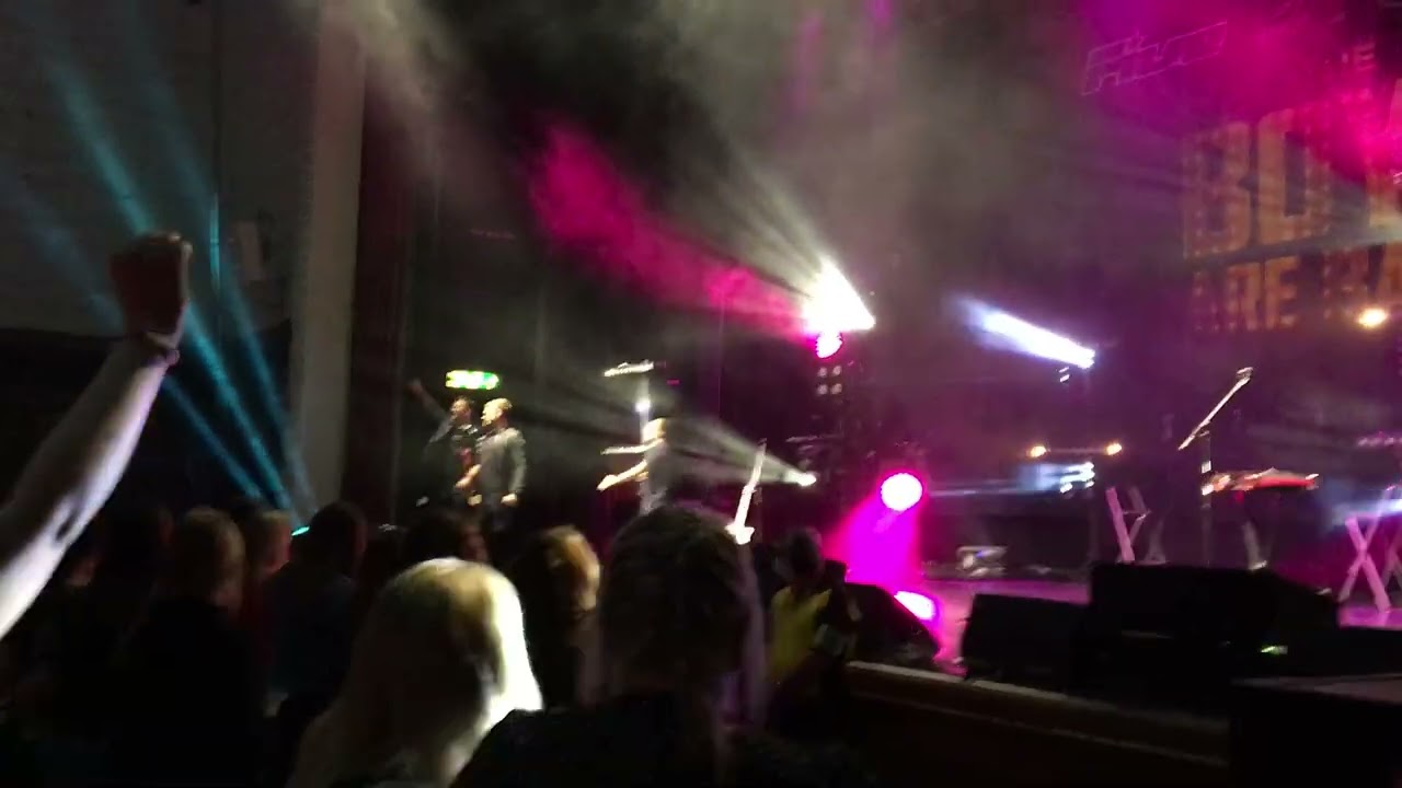 The Boys Are Back LIVE - A1 - Same Old Brand New You