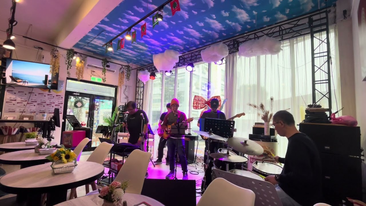 While My Guitar Gently Weeps Fly Band January 2026樂放音樂餐廳演出
