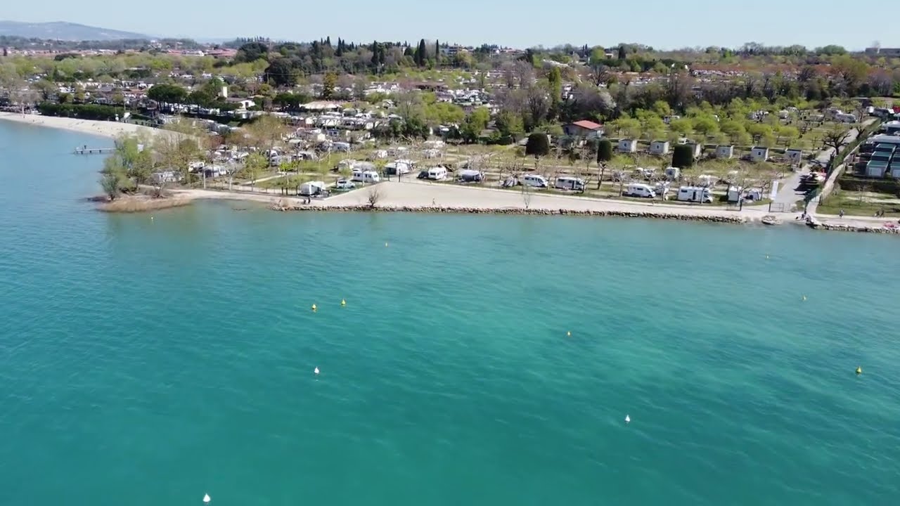 2022 Camping Delle Rose vor Ostern, Lazise, Gardasee, Italien - Drohnenaufnahmen in 4K