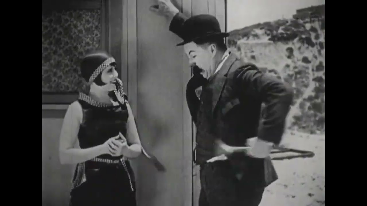 Thelma Hill & The SEXY Mack Sennett Bathing Beauties ~ Galloping Bungalows