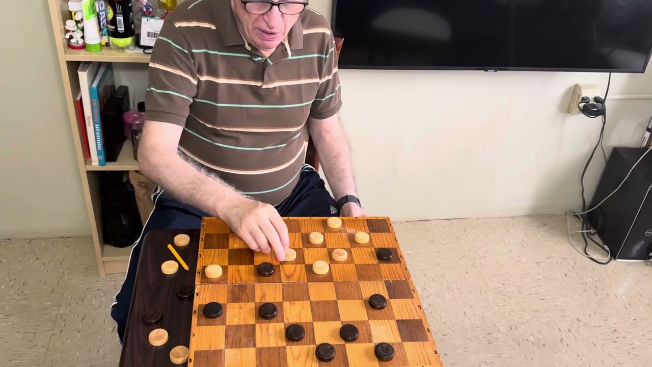 Russian checkers 2116***