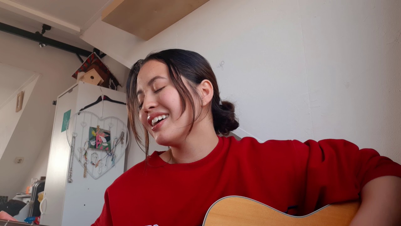 What dreams are made of - Evann McIntosh | (guitar) cover by NIA MAE