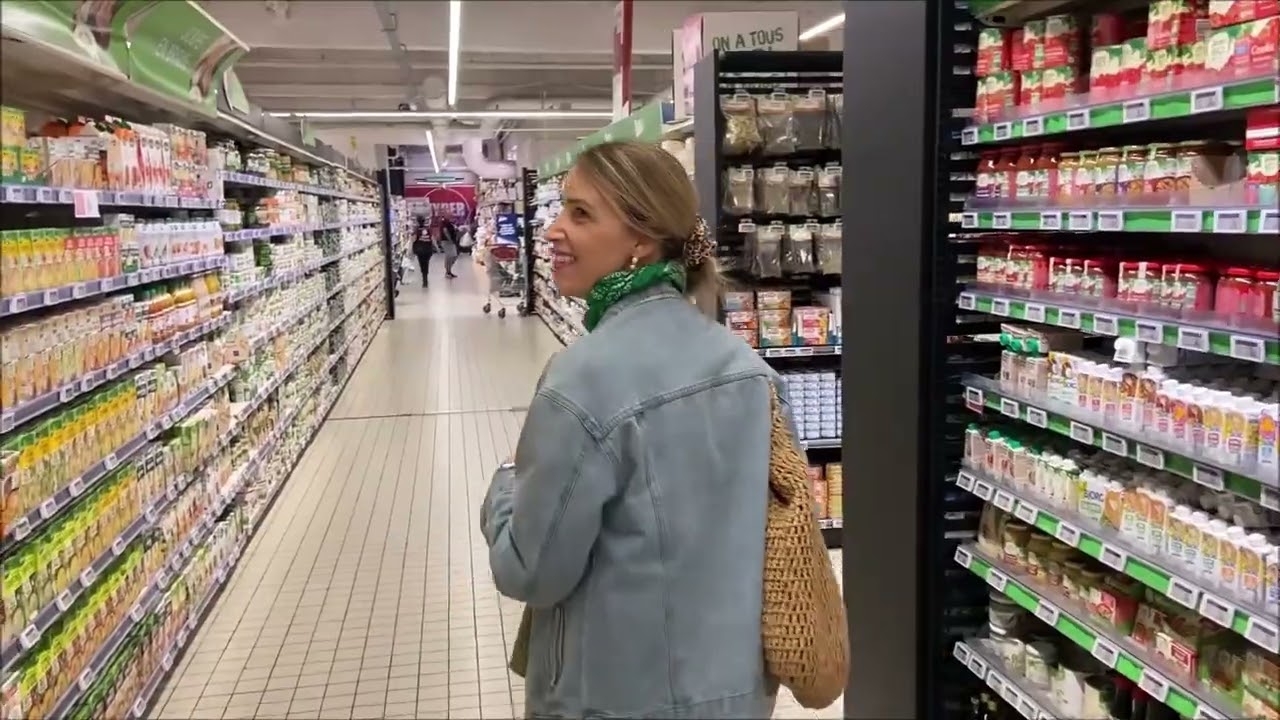 Al supermercato francese con me | Vittoria Gervasio