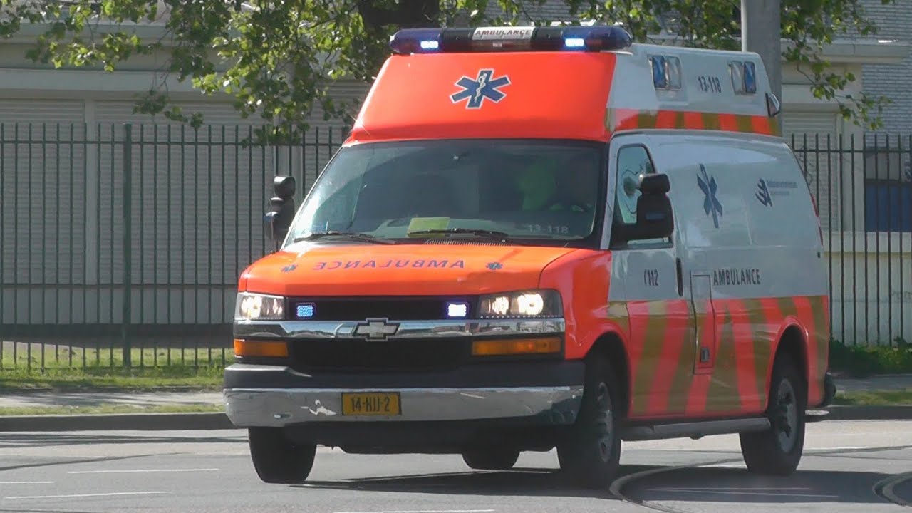 [SERIE] Oude Video's van Amsterdamse (Chevrolet) Ambulances 13-118 + 13-119 met spoed! #5 (503)