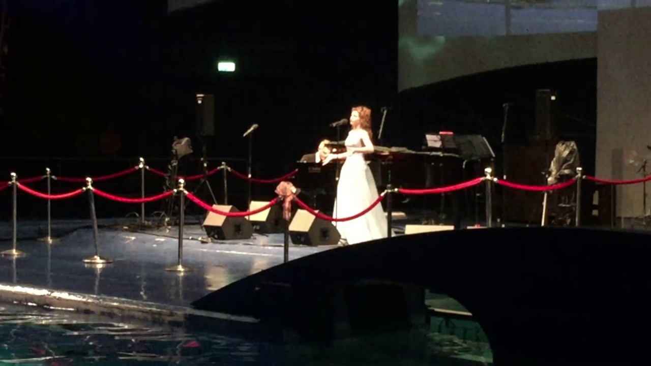 Sterre (13 yrs) LIVE in Concert - Grieg - Cond. Martin Mans