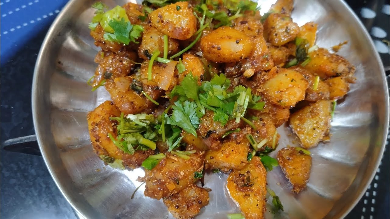 அல்டிமேட் சுவையில் உருளைக்கிழங்கு வறுவல் recipe 