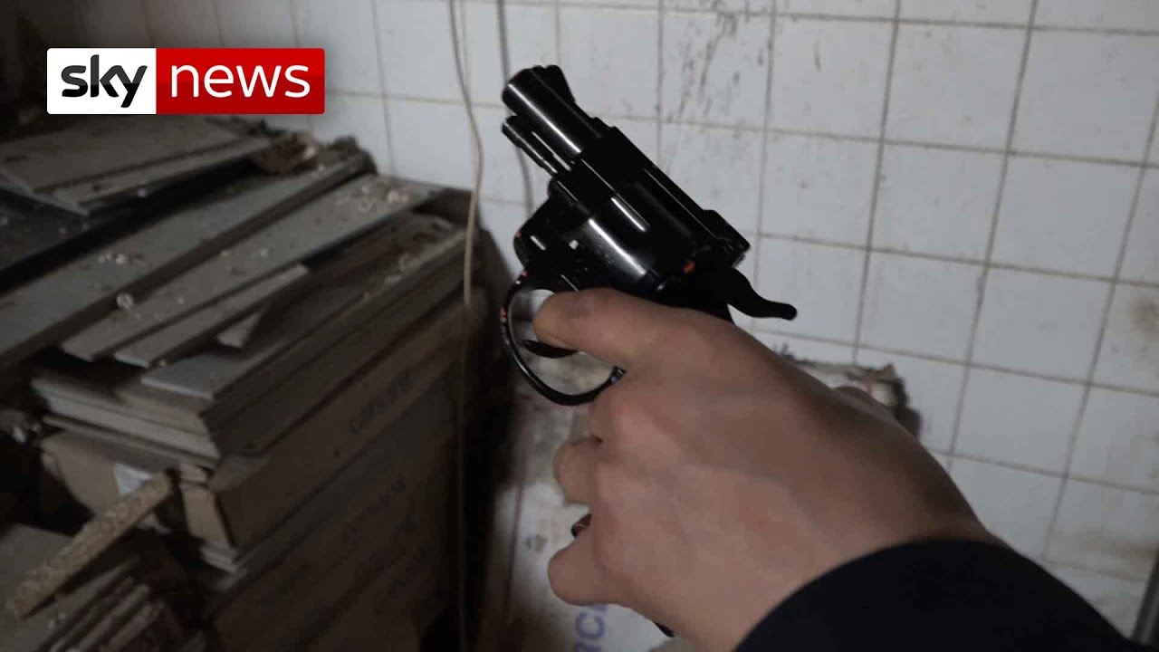 «Ввоз оружия в Великобританию не представляет сложности».