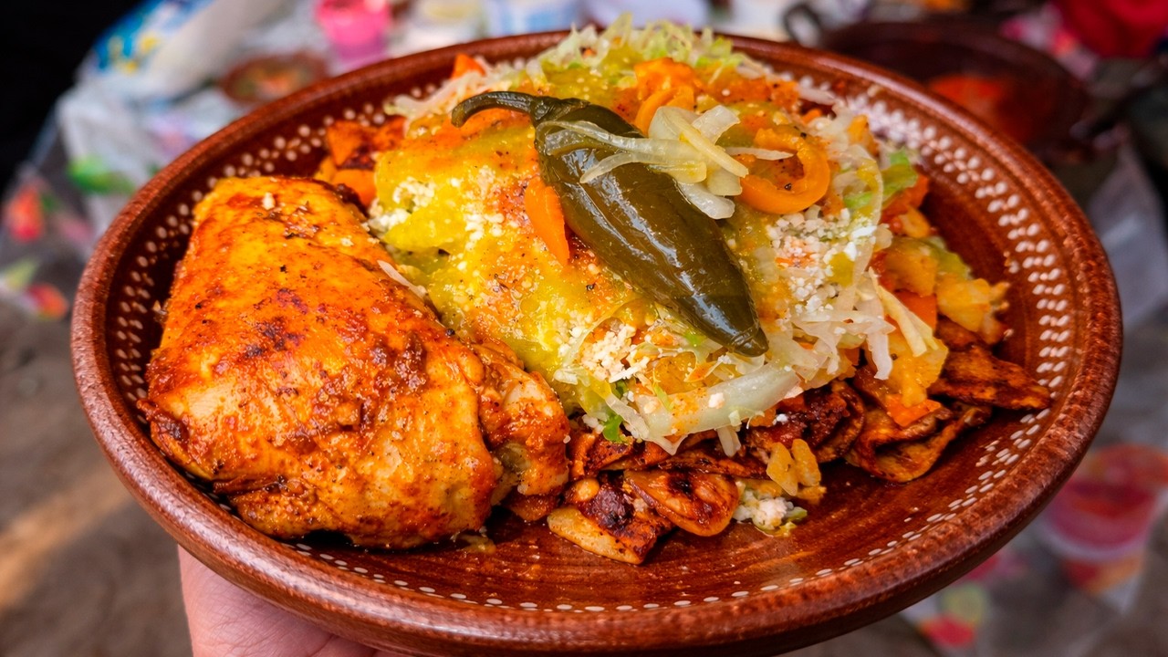 Este Pueblo Es Famoso Por Sus Enchiladas | Tacícuaro, Michoacán