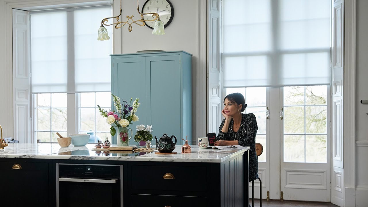 Pearl Lowe on semi-sheer Roller blinds