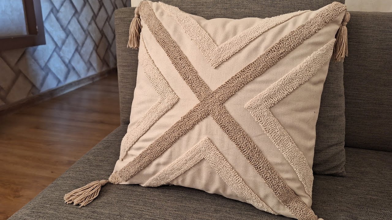 Punch Needle Pillow//كيفية طرز مخدة بالإبرة الشرقية