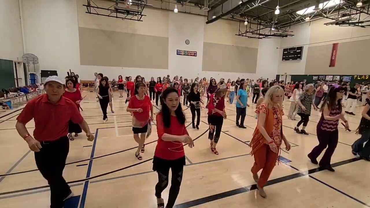 Gives Me Shivers Line Dance. 2025July12.