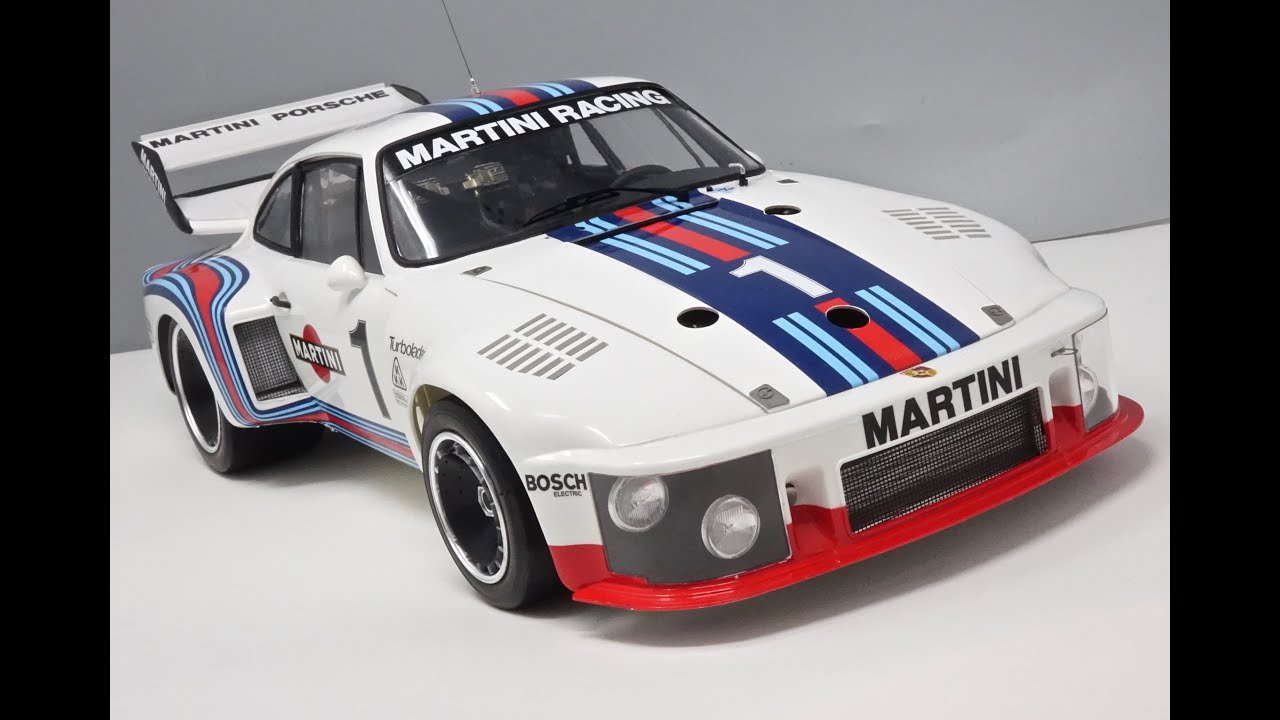 Tamiya 1/12 Porsche 935 Martini (2020) 'Out of the box' build.