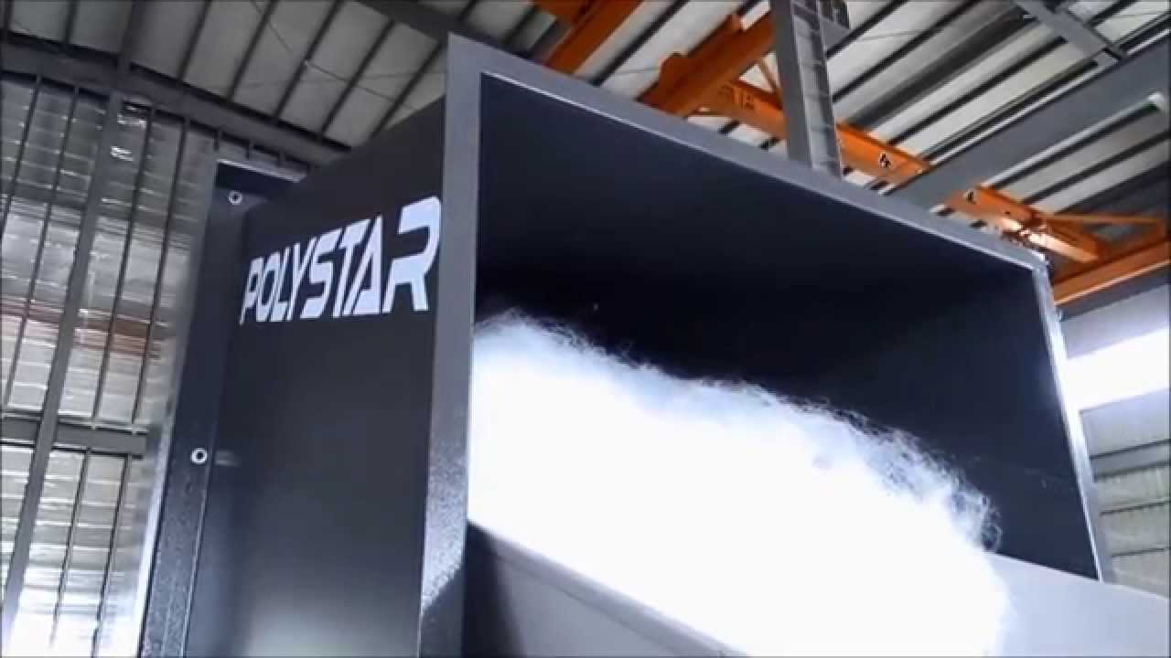 Plastic yarn recycling machine