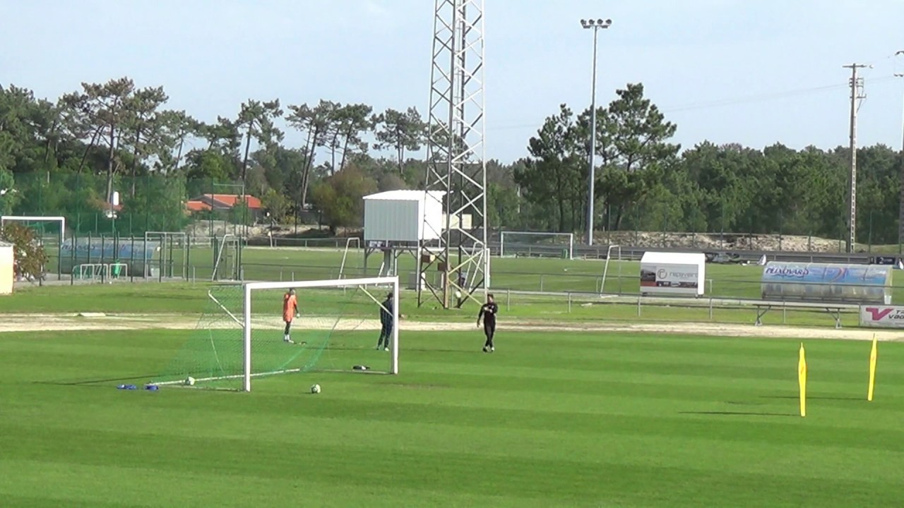 Daniel Araújo: Treino de guarda-redes - cruzamentos | Goalkeeper training - crosses
