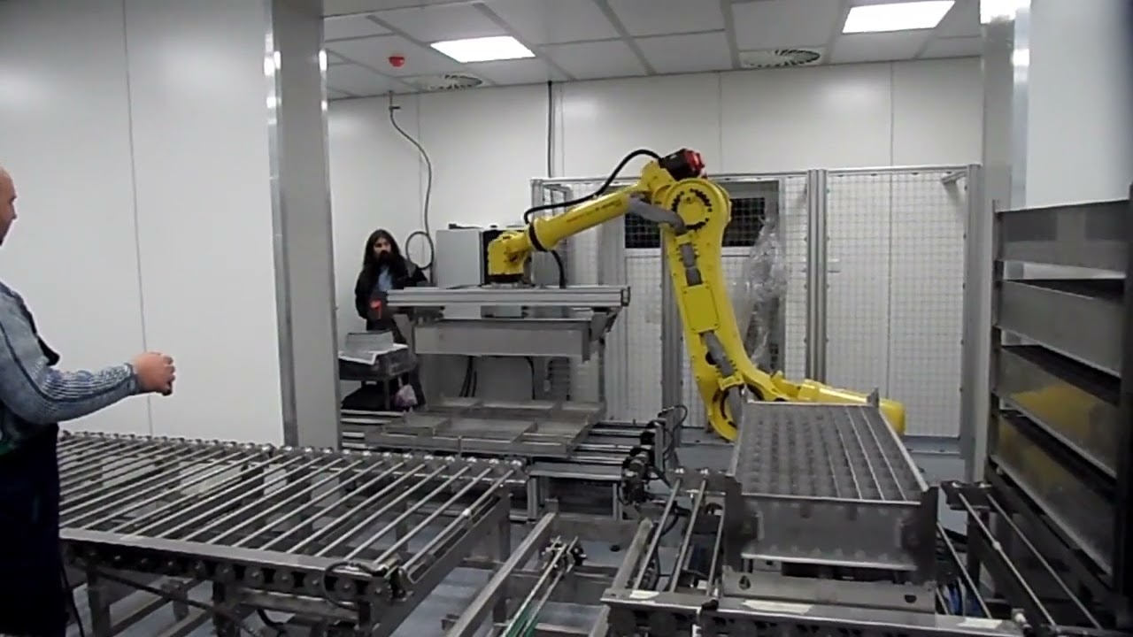 Palletizing robots - Pharmacy