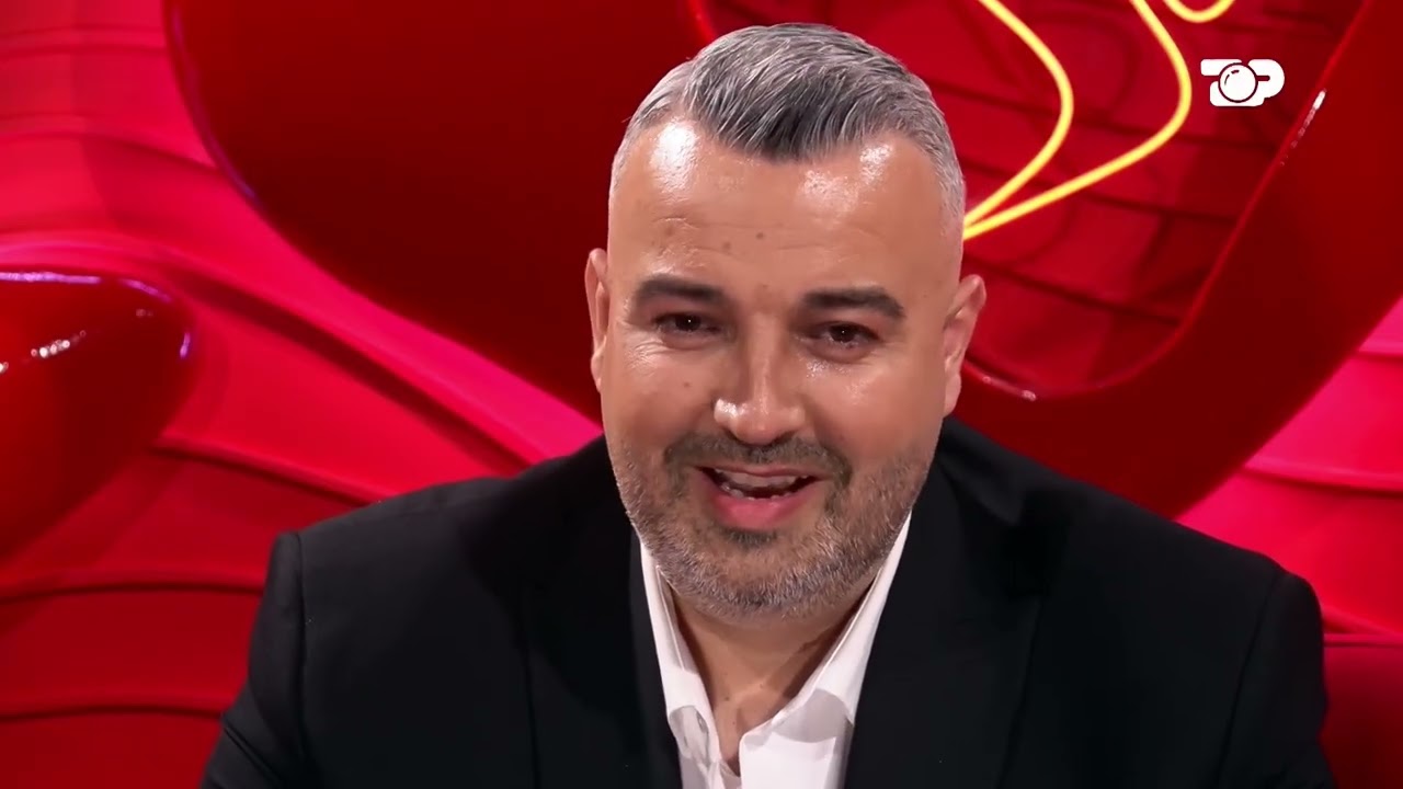 “Jemi këtu për të të dhënë kurajo”, Rogerti surprizohet nga bashkëshortja dhe djali i tyre