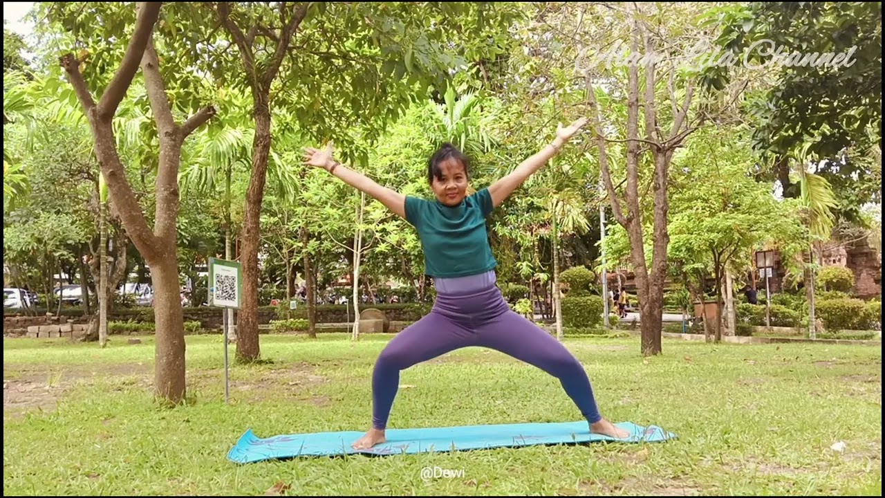 Yoga Surya Namaskar, Chandra Namaskar #AlamLila #yoga #suryanamaskar