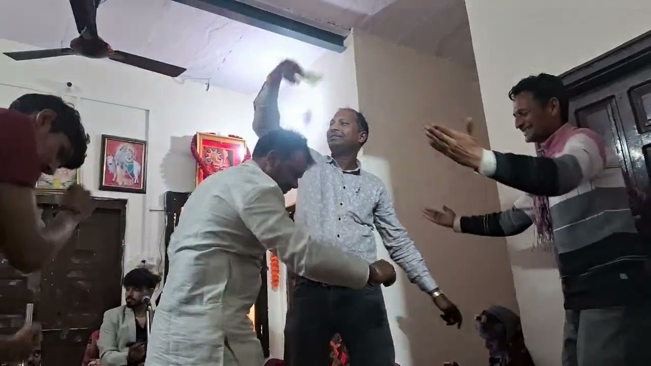 jeen bhawani jagdamba ko bajo danko