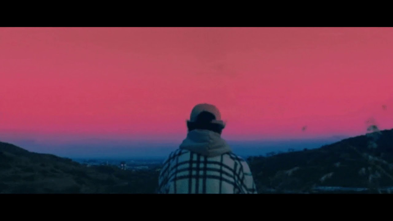 Madeon - Hold Me Just Because (Instrumental)