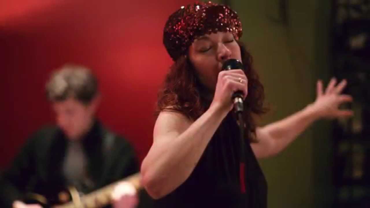 Shelly Rudolph Sings!
