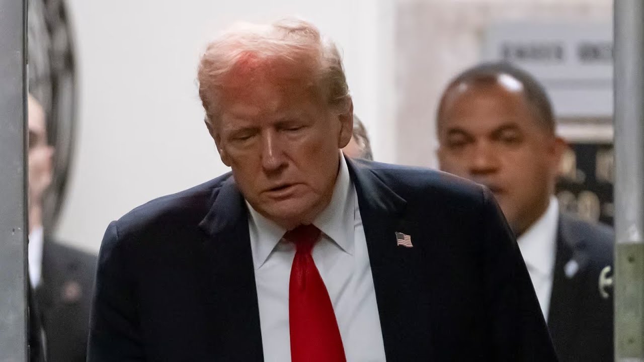 СРОЧНО: Республиканец сообщает Трампу и Майку Джонсону ПЛОХИЕ НОВОСТИ об Эпштейне