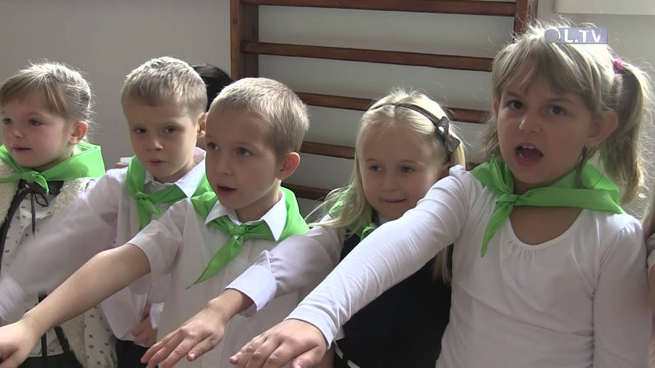 Ślubowanie klas pierwszych w ZSP w Szewnie