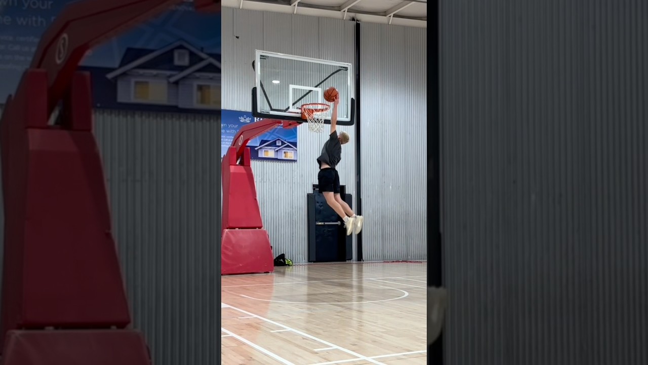 5&rsquo;6&rdquo; Kid Tries to Dunk on 10ft #basketball #dunk #progress