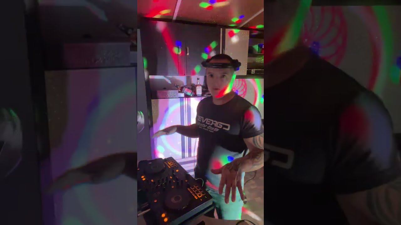 25.05.28 Random live dj mix