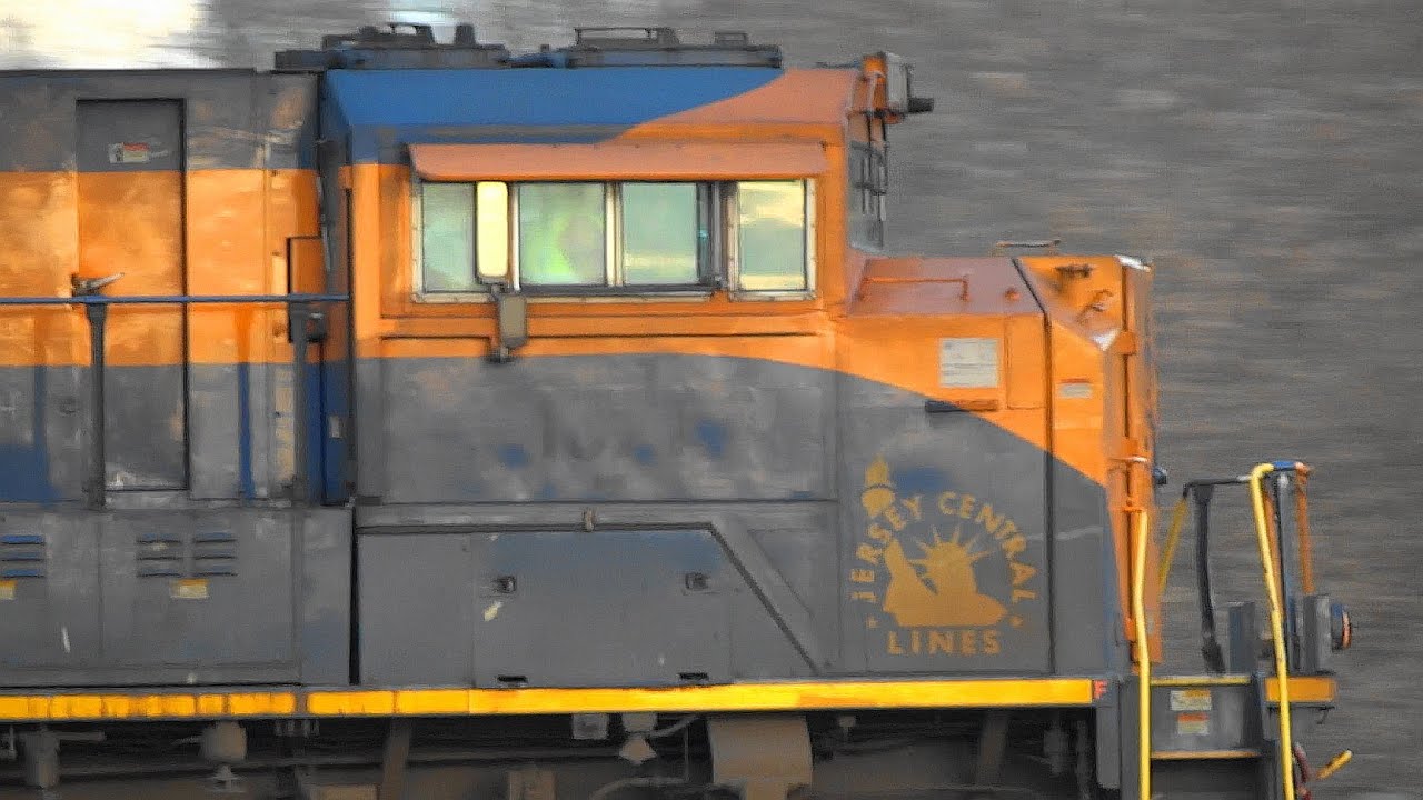Jersey Central Heritage Engine 🗽 Leads Norfolk Southern Freight Train