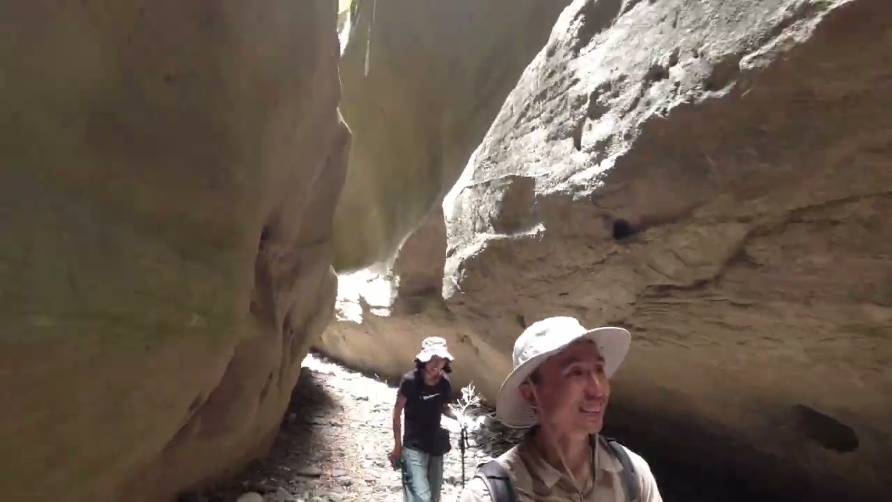 Carnarvon National Park Boowinda Gorge Hiking 2022