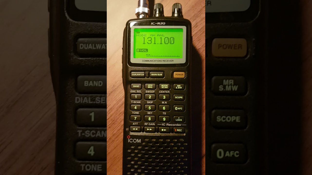ICOM IC-R20 single/dual receive