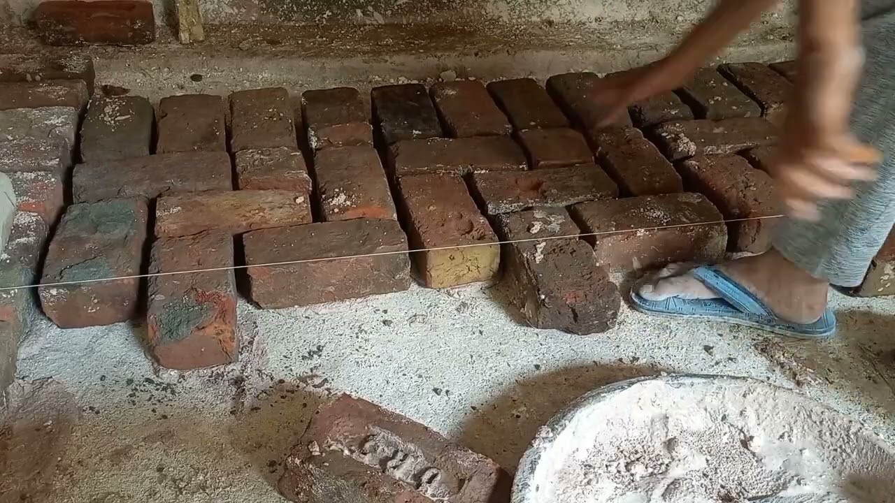 ईंट और चूने का फर्श