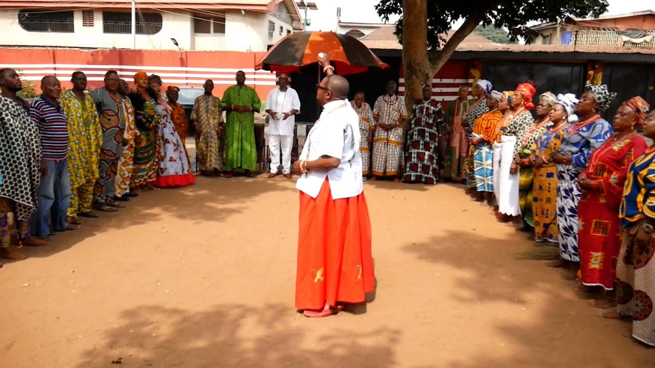 EDO - Dancing Time From Great Benin Kingdom In Courtesy Of Emwinedede Program April Episode.