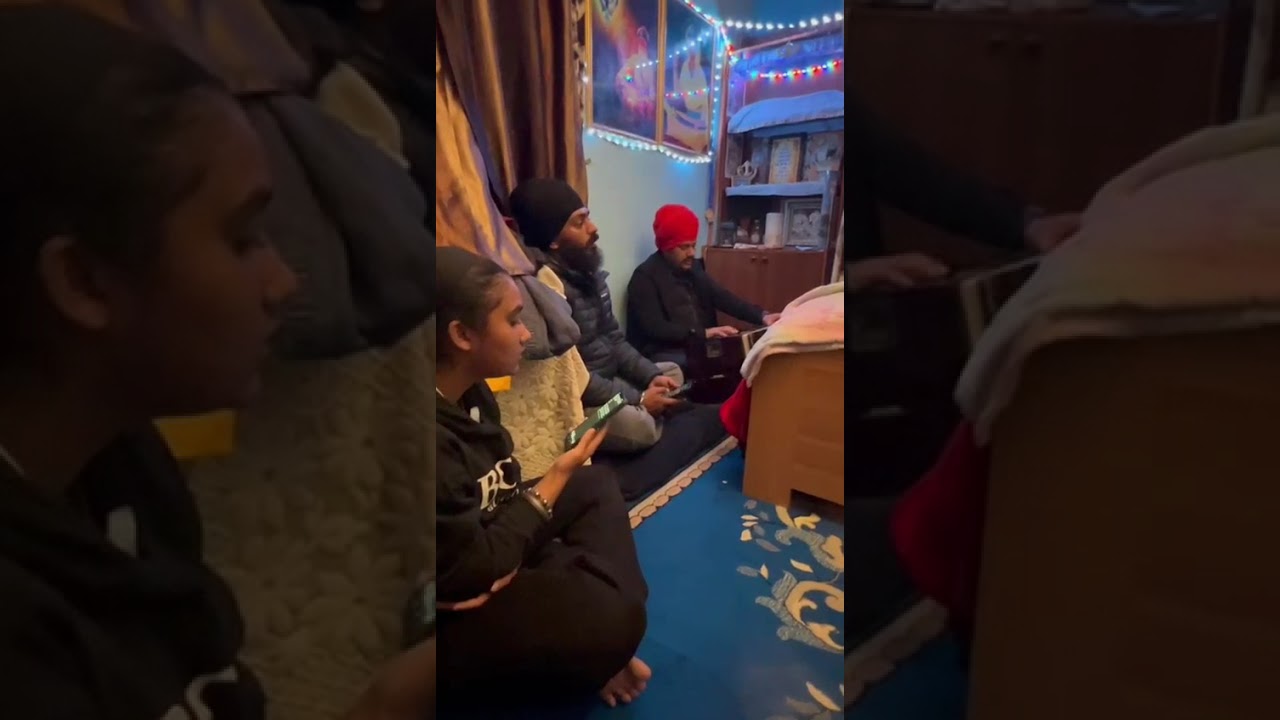 ਗੁਰੂ ਗੋਬਿੰਦ ਸਿੰਘ ਨੂੰ ਦਸਮ ਦੇ ਬਾਣੀ ਚੋਂ ਭਾਈ ਸੁਖਵਿੰਦਰ ਸਿੰਘ ਜੀ ਇਟਲੀ ਦੀ ਸੰਗਤਾਂ ਦੀ ਘਰ  ਜਾਵੇ ਕੀਰਤਨ ਕਰਦੇ ਹੋਏ 