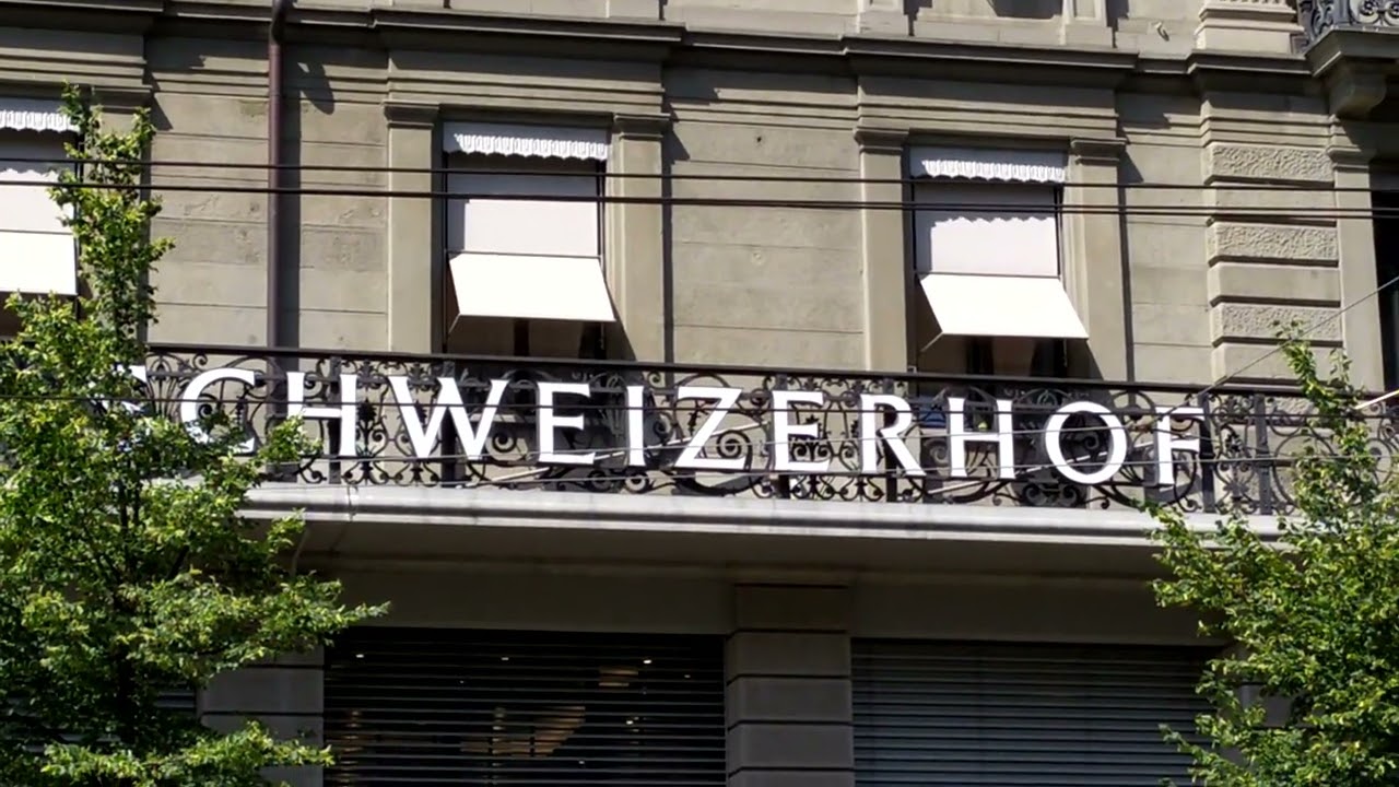 Zürich main station to Bahnhofstrasse, Hotel Schweizerhof, Starbucks, Händydoctor.ch,