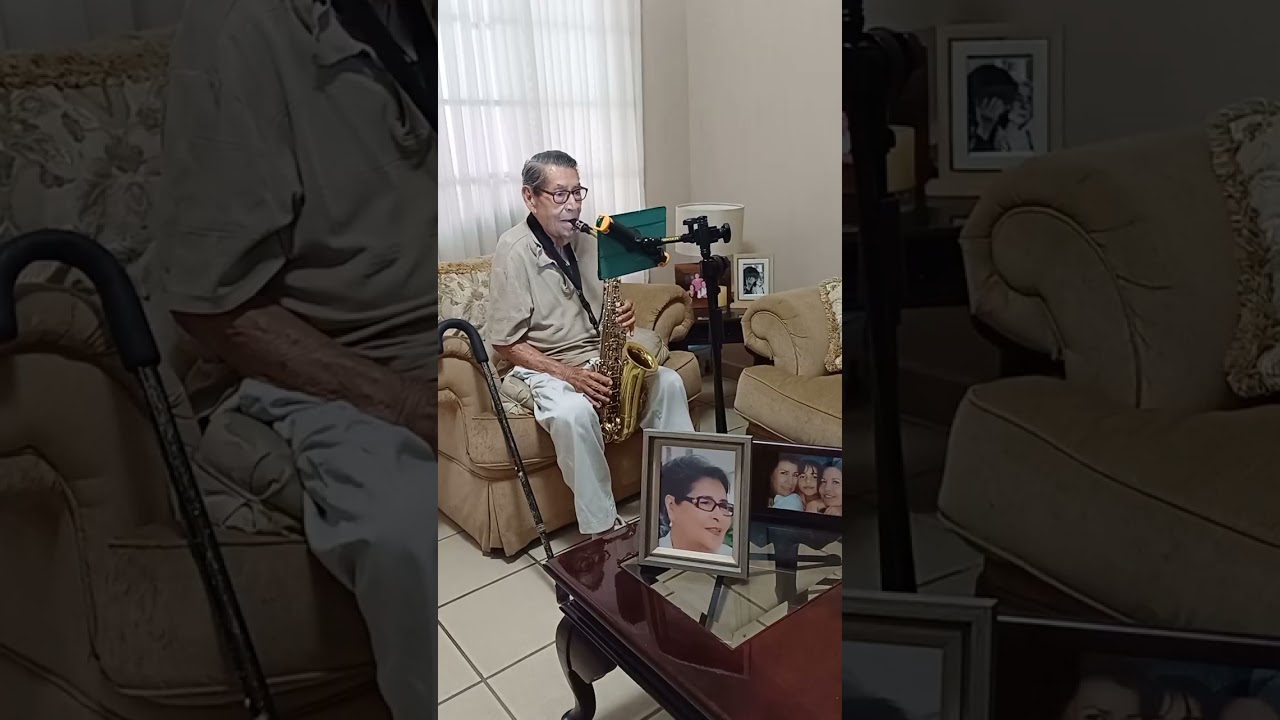 Como una ola de Rocio Jurado, éxito en 1981.No tengo derechos del autor