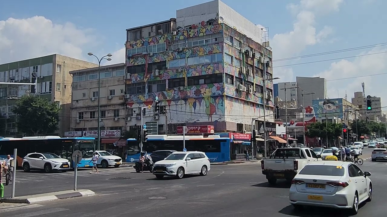 Нетания центр.  Какие дома и почем квартиры?  Израиль.