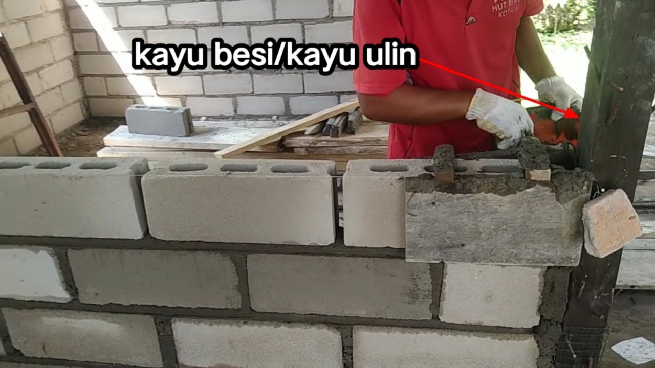 cara mudah memasang batako di tiang kayu